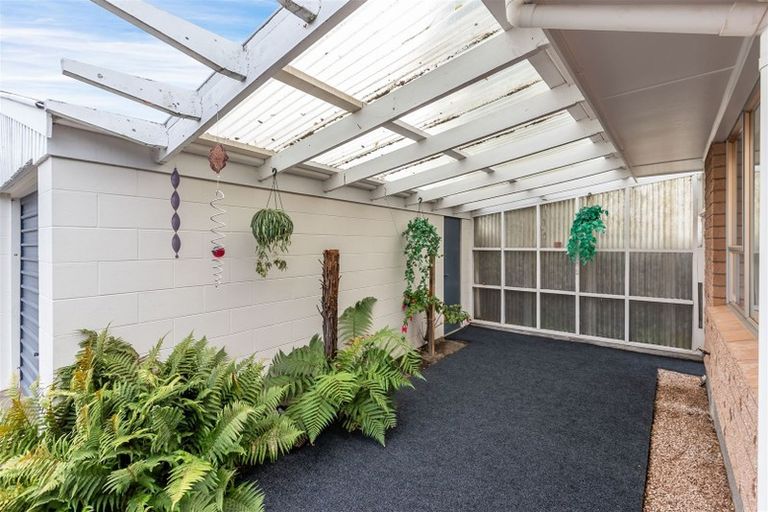 Photo of property in 22 Bucknell Street, Sockburn, Christchurch, 8042