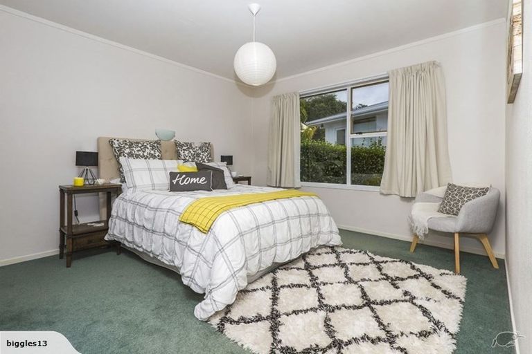 Photo of property in 1/47 Braemar Road, Rothesay Bay, Auckland, 0630