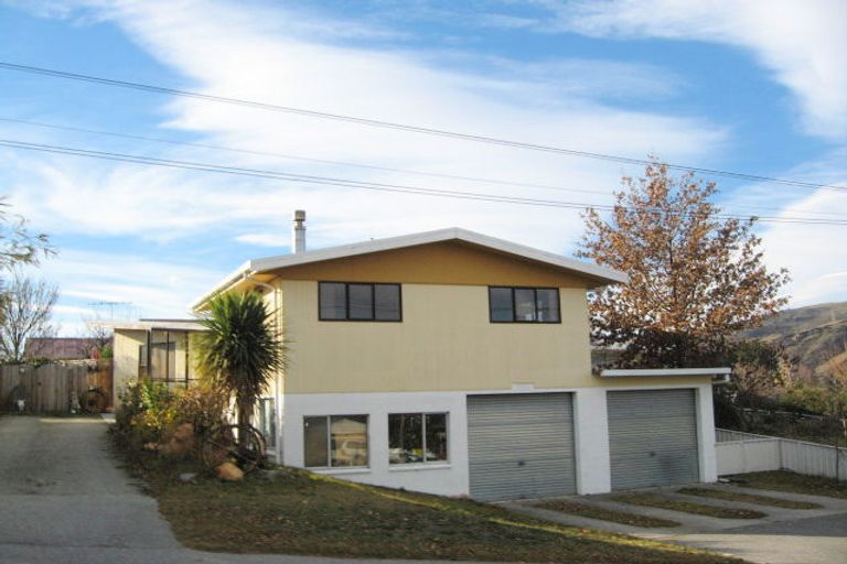 Photo of property in 51 Ray Street, Cromwell, 9310