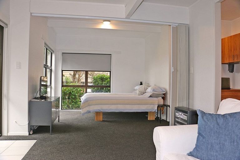 Photo of property in 51 Fidelis Avenue, Snells Beach, 0920