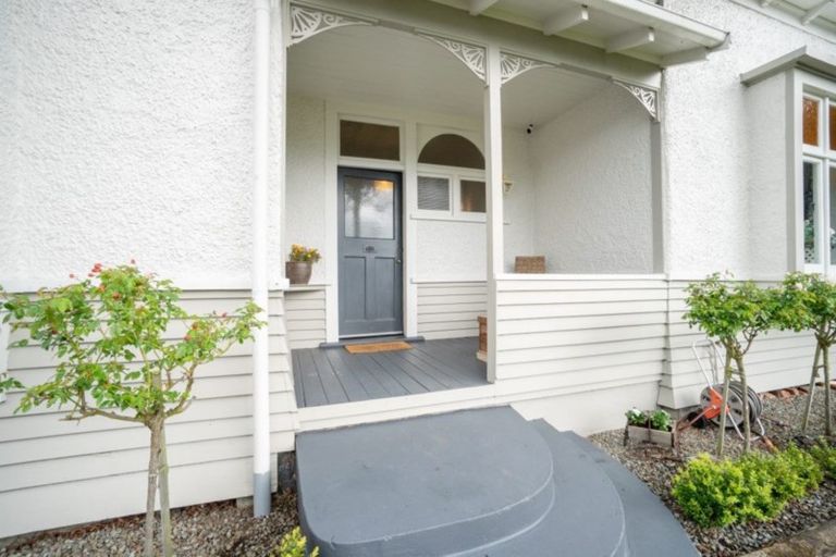 Photo of property in 10 Manson Street, Terrace End, Palmerston North, 4410