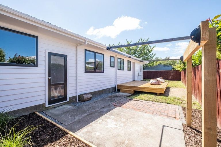 Photo of property in 2/14 Nathan Street, Tawa, Wellington, 5028