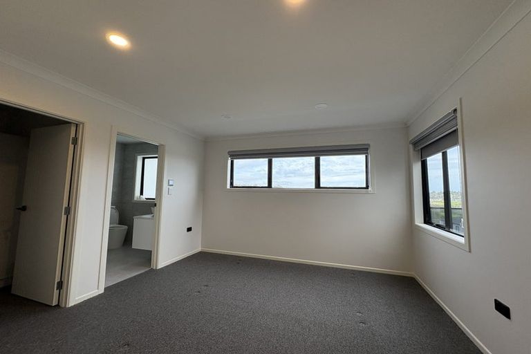 Photo of property in 42 Dromoland Drive, Flat Bush, Auckland, 2019