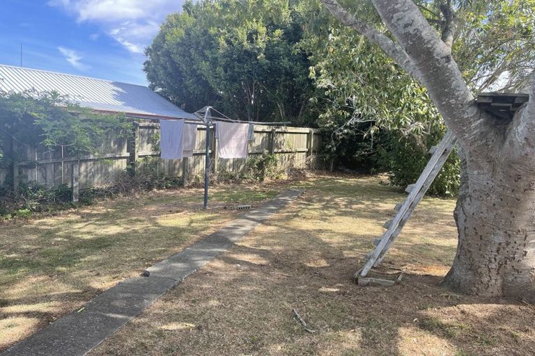 Photo of property in 56 Old Wairoa Road, Papakura, 2110