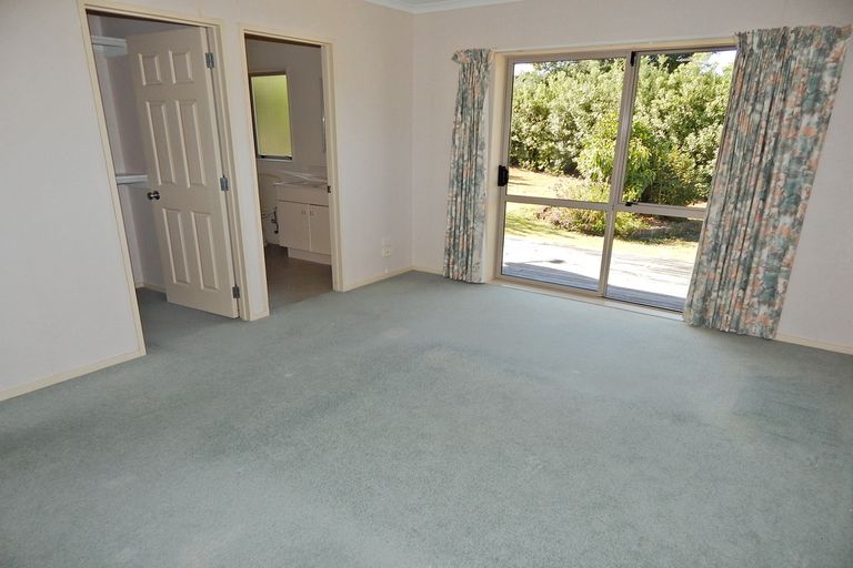 Photo of property in 28 Shepherd Road, Kerikeri, 0230