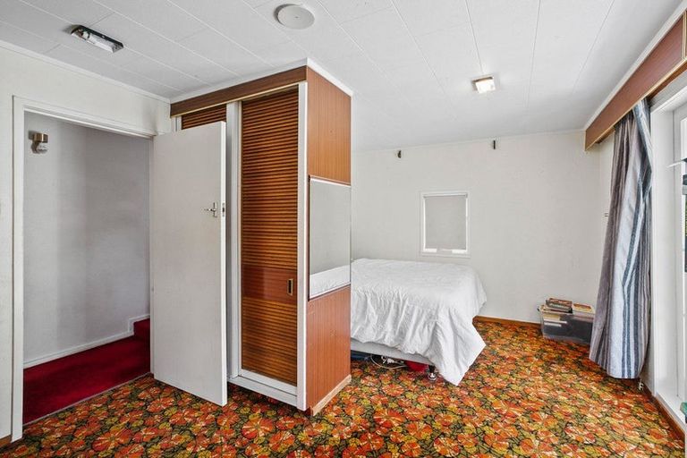 Photo of property in 77 Ngamotu Road, Spotswood, New Plymouth, 4310