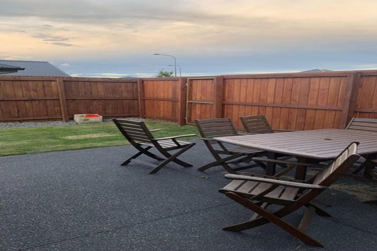 Photo of property in 17 Ensete Road, Wigram, Christchurch, 8025