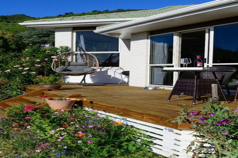 Photo of property in 54 Huia Street, Waikanae, 5036