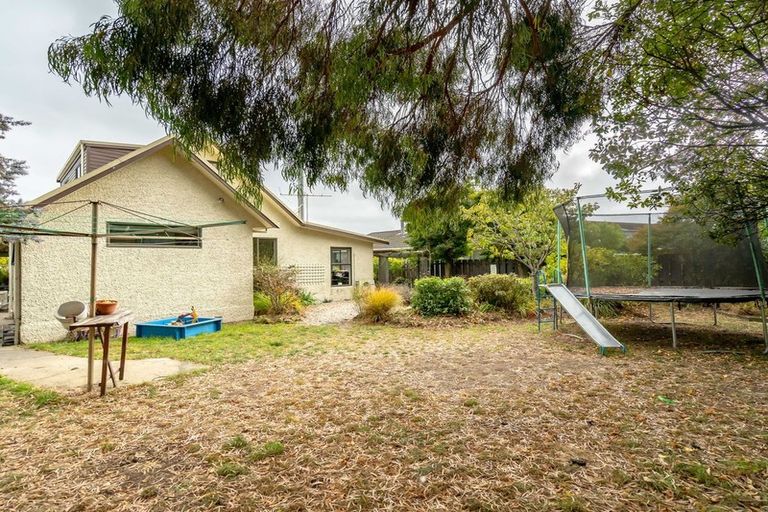 Photo of property in 46 Kinmont Crescent, Kinmont Park, Mosgiel, 9024