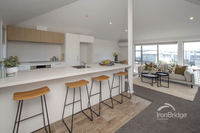 Photo of property in 2/246 Marine Parade, New Brighton, Christchurch, 8061