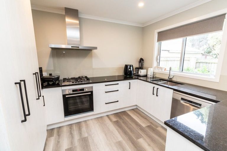 Photo of property in 12b Palmer Crescent, Silverstream, Upper Hutt, 5019