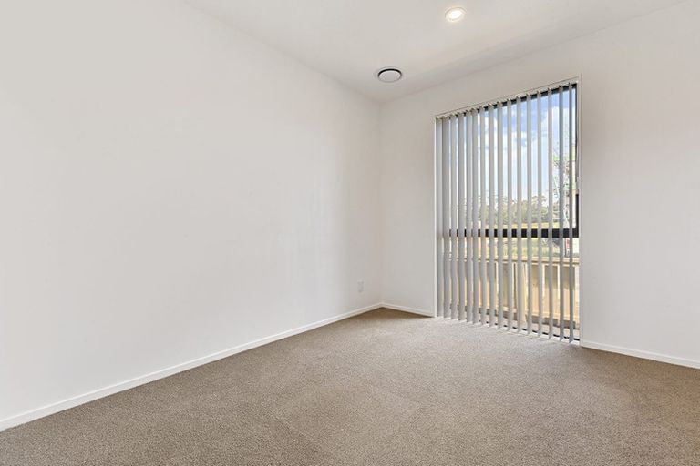 Photo of property in 1 Herekino Street, Westgate, Auckland, 0814
