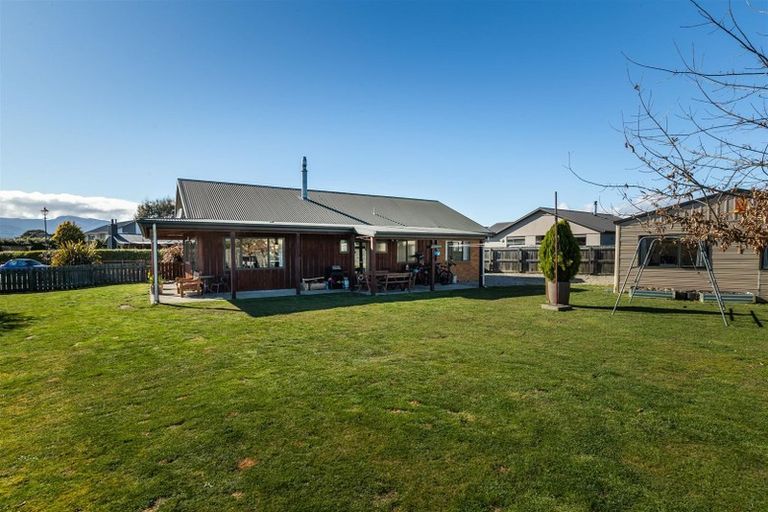 Photo of property in 24 Frye Crescent, Albert Town, Wanaka, 9305