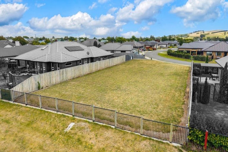 Photo of property in 16 Deans Place, Amberley, 7410