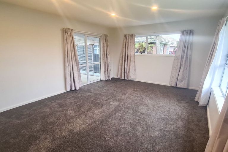 Photo of property in 28 Newmark Street, Bishopdale, Christchurch, 8053
