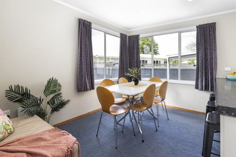 Photo of property in 9 Mcfarlane Place, Springlands, Blenheim, 7201