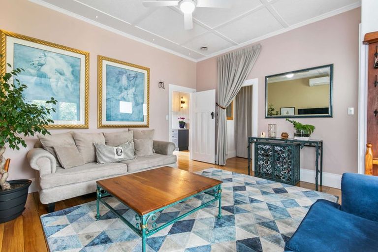 Photo of property in 54 Rangatira Road, Beach Haven, Auckland, 0626