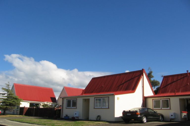 Photo of property in 2/61-67 Richmond Street, Petone, Lower Hutt, 5012