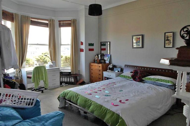 Photo of property in 25 Austin Street, Mount Victoria, Wellington, 6011