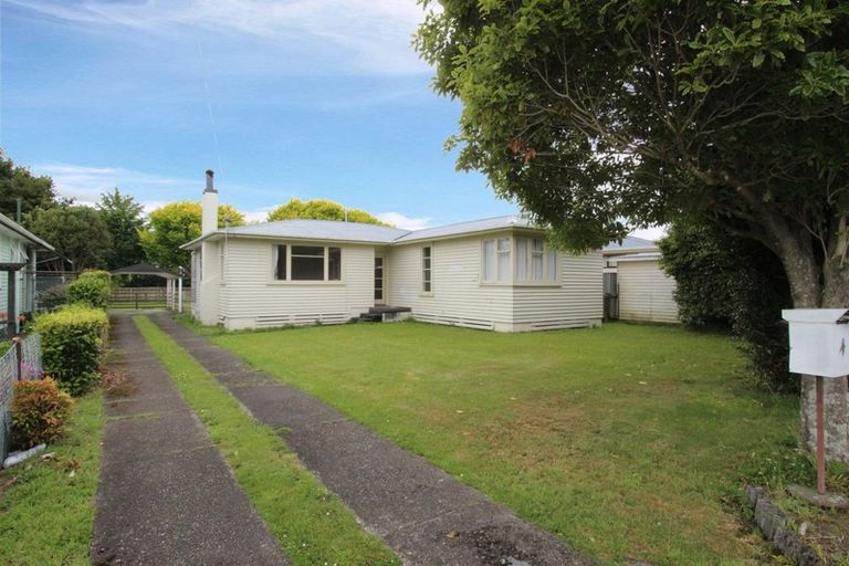 Photo of property in 4 Hamilton Street, Pahiatua, 4910