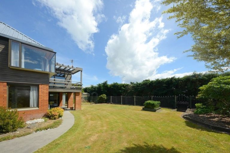 Photo of property in 23b Yellowstone Crescent, Burwood, Christchurch, 8083