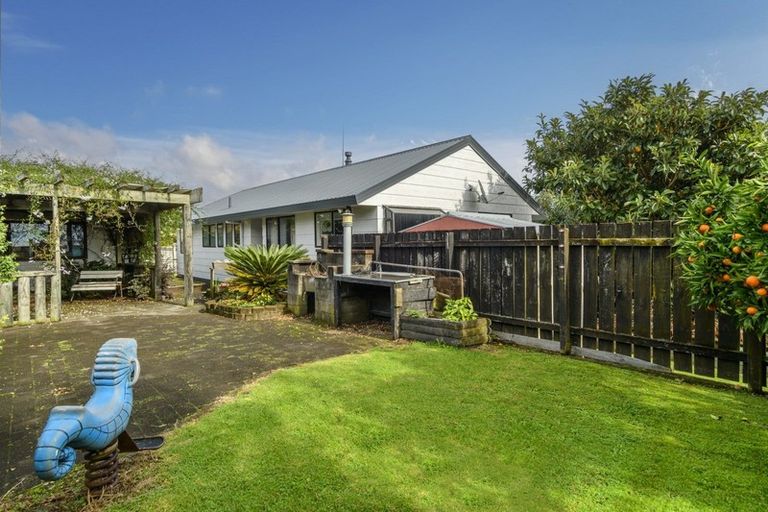 Photo of property in 60 Victory Street, Welcome Bay, Tauranga, 3112