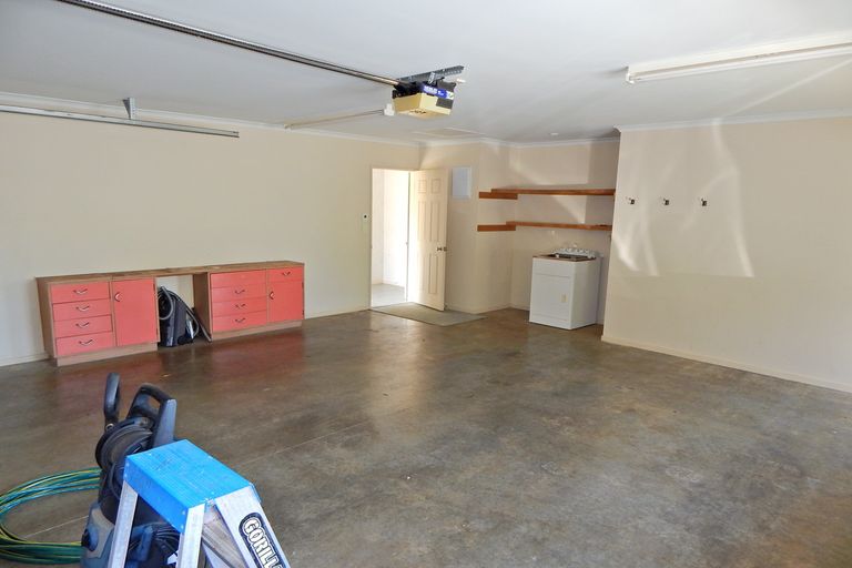 Photo of property in 28 Shepherd Road, Kerikeri, 0230