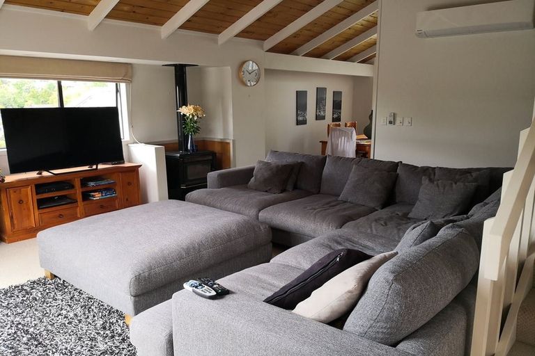 Photo of property in 2/8 Theodora Place, Mairangi Bay, Auckland, 0630