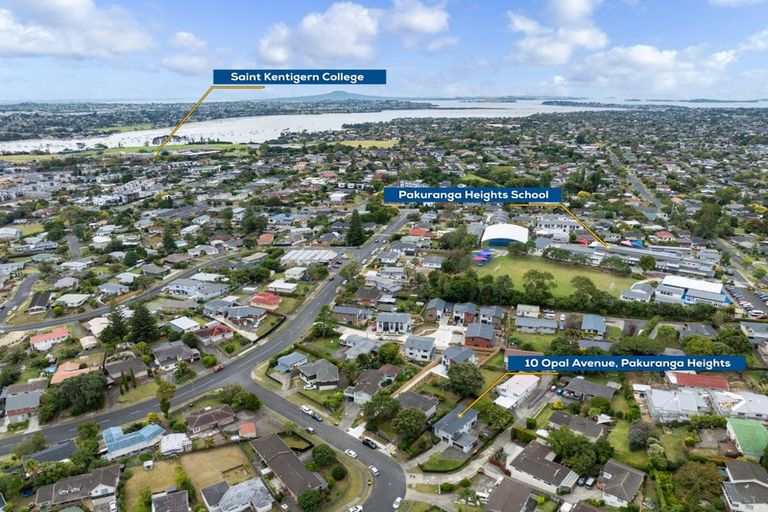 Photo of property in 10 Opal Avenue, Pakuranga, Auckland, 2010