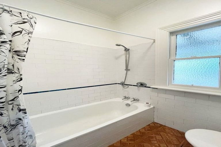 Photo of property in 29 Hawthorn Avenue, Mornington, Dunedin, 9011