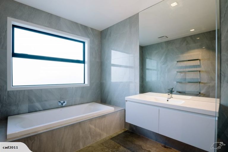 Photo of property in 16 Alan Livingston Drive, Cambridge, 3434