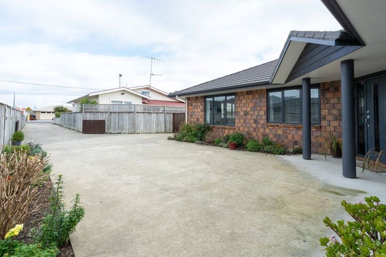 Photo of property in 34a Trafalgar Street, Levin, 5510