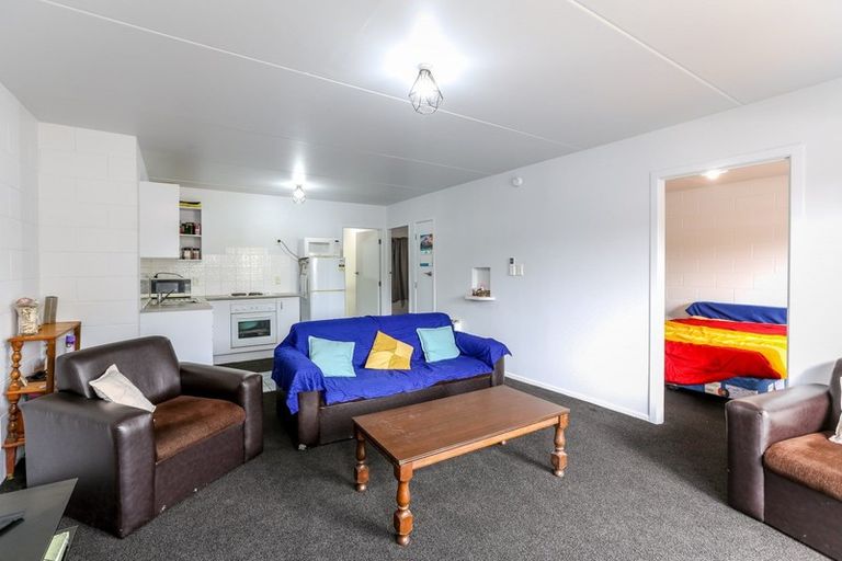 Photo of property in 2/57 Carrington Street, Lower Vogeltown, New Plymouth, 4310