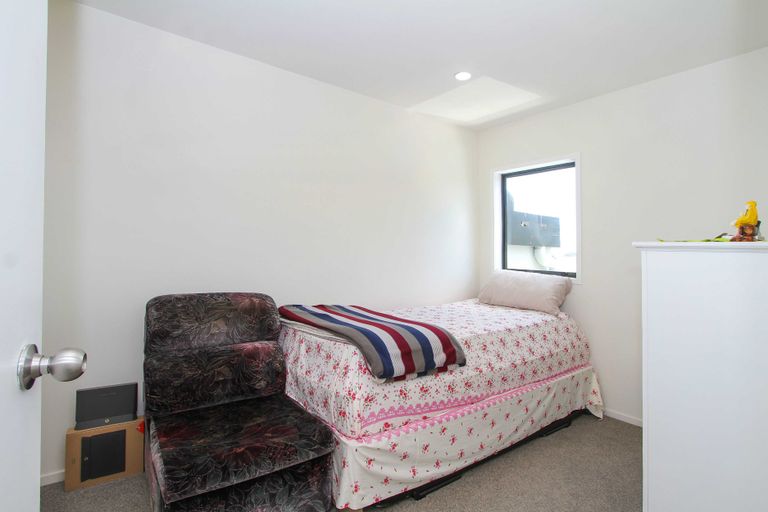 Photo of property in Norfolk Pines, 2/437B Albany Highway, Albany, Auckland, 0632