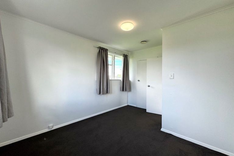Photo of property in 26 Courtenay Crescent, Mangere East, Auckland, 2024