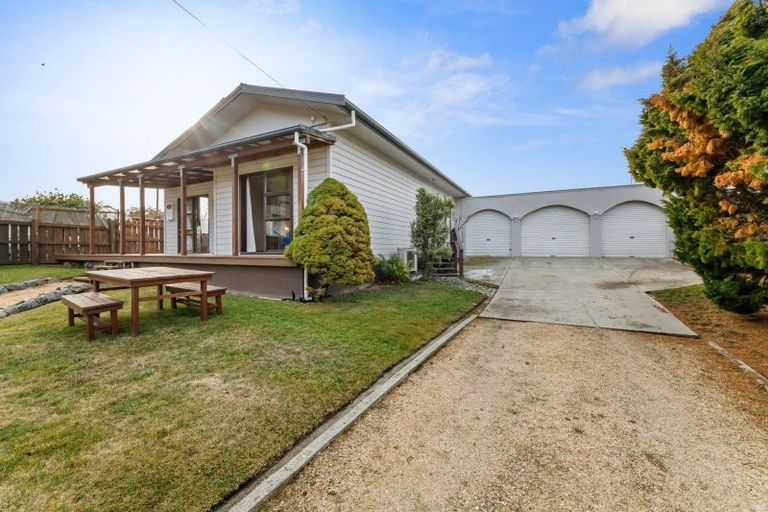 Photo of property in 18 Bowen Street, Kurow, 9435