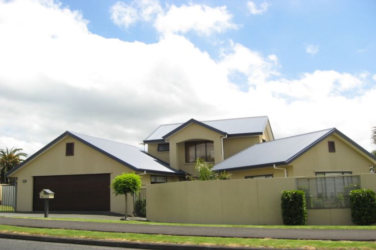 Photo of property in 41 Beresford Street, Pukekohe, 2120