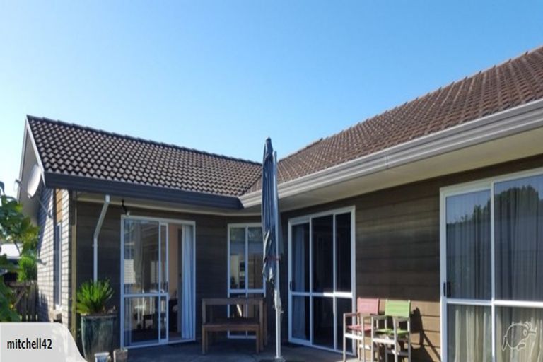 Photo of property in 10 Clare Street, Cambridge, 3434