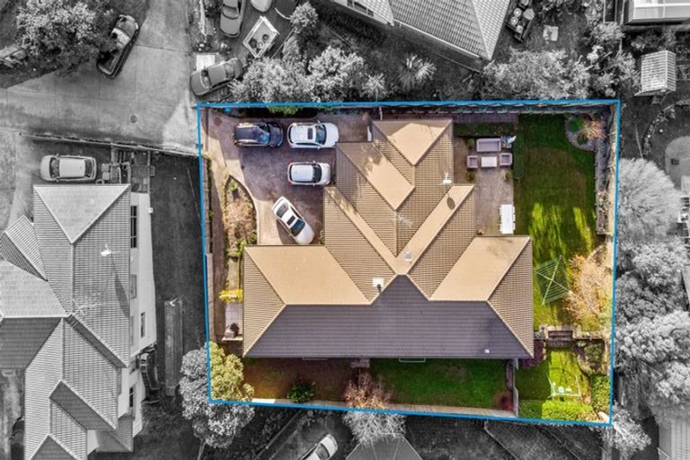 Photo of property in 19 Chieftain Rise, Goodwood Heights, Auckland, 2105