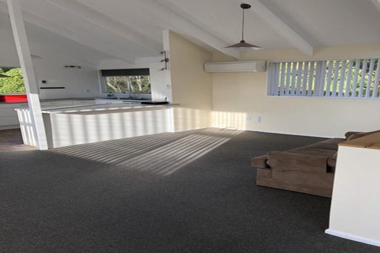 Photo of property in 59 Makara Road, Karori, Wellington, 6012