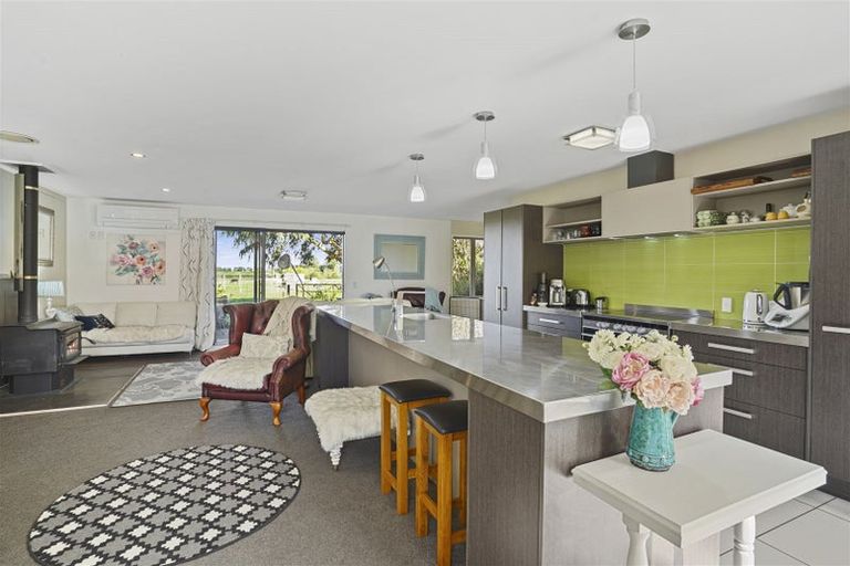 Photo of property in 27 Loburn Whiterock Road, Loburn, Rangiora, 7472