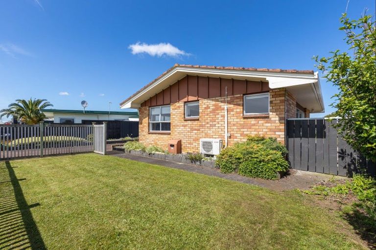 Photo of property in 27 Mangati Road, Bell Block, New Plymouth, 4312