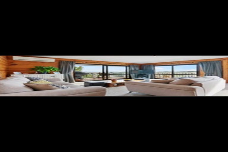 Photo of property in 21b Rishworth Avenue, Stanmore Bay, Whangaparaoa, 0932