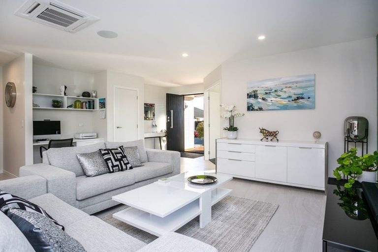 Photo of property in 3 Webber Street, Cambridge, 3434