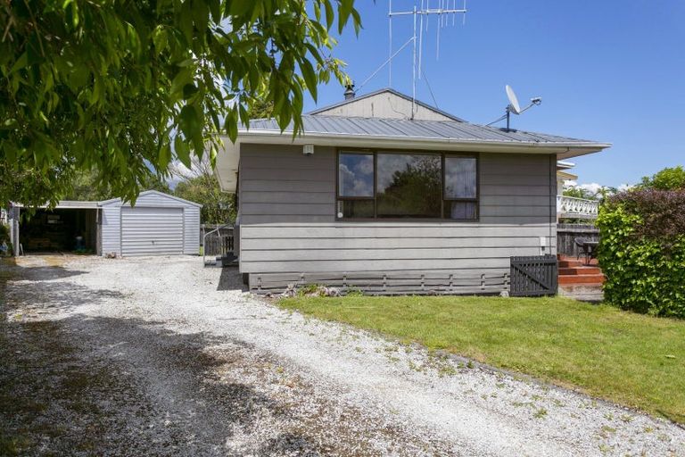 Photo of property in 6 Holland Grove, Richmond Heights, Taupo, 3330