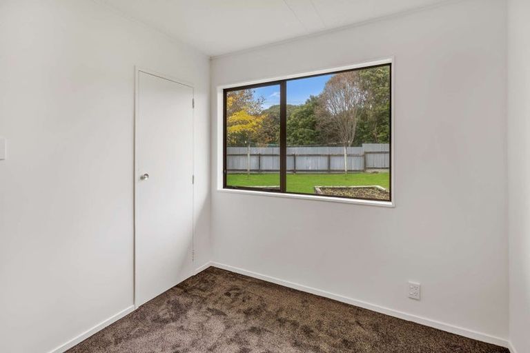 Photo of property in 6 Kirkcaldie Grove, Levin, 5510