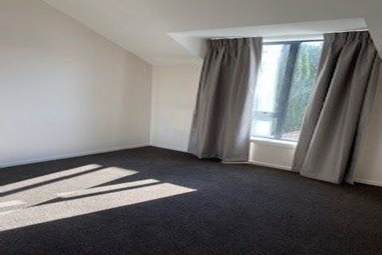 Photo of property in 238a Edgeware Road, Edgeware, Christchurch, 8013