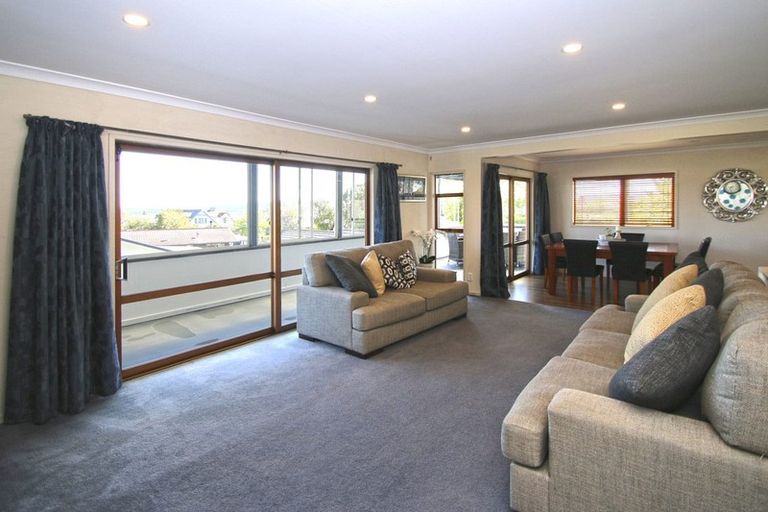 Photo of property in 2 Kapua Place, Taupo, 3330