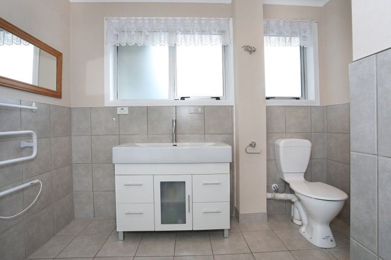 Photo of property in 8a Westwind Place, Feilding, 4702