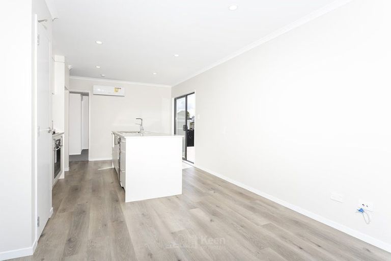 Photo of property in 9/26 Pah Road, Papatoetoe, Auckland, 2025